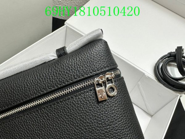 Envy Hold - Celine Bags - 1427 For Sale