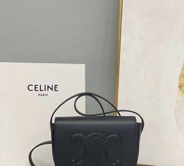 Envy Hold - Celine Bags - 883 Online Hot Sale