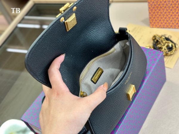 Envy Hold - Celine Bags - 1144 For Sale