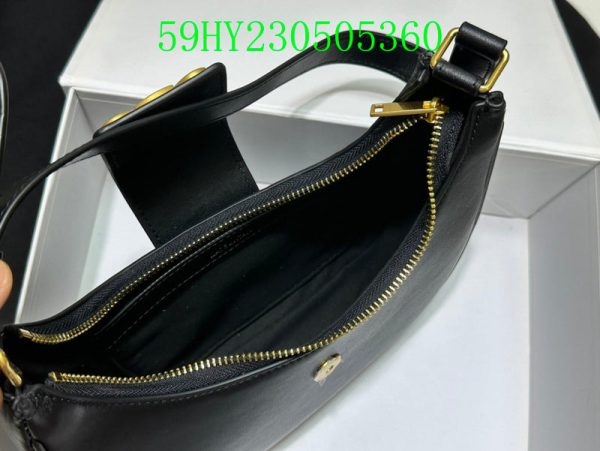 Envy Hold - Celine Bags - 1431 For Sale