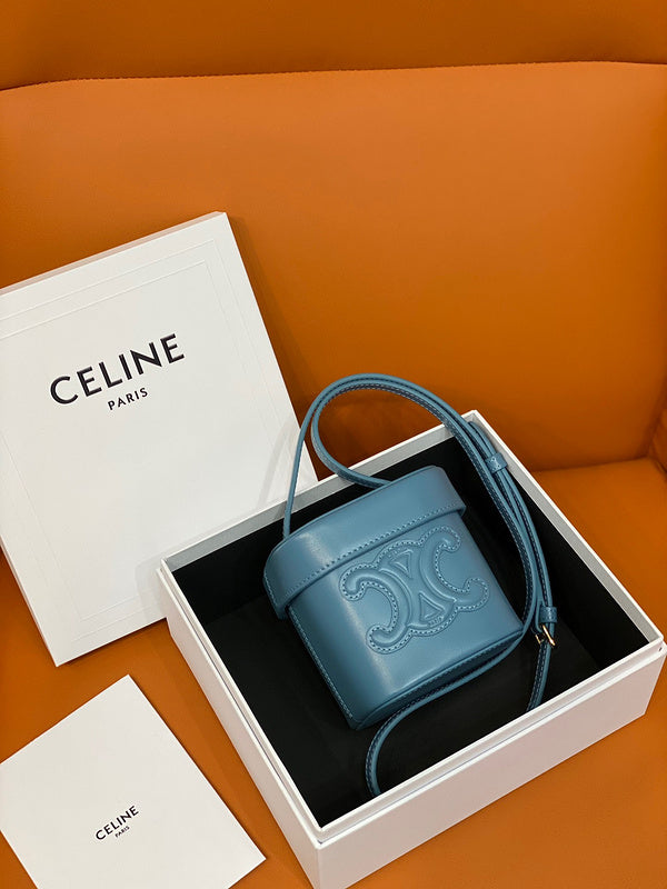 Envy Hold - Celine Bags - 1077 Discount