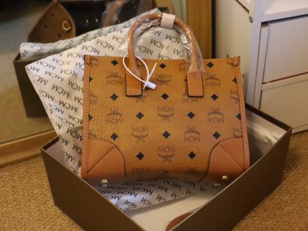 Envy Hold - MCM Bags - 201 For Sale