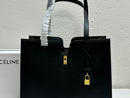 Envy Hold - Celine Bags - 1467 For Sale