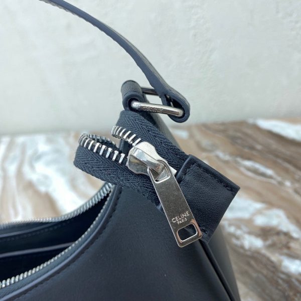 Envy Hold - Celine Bags - 1113 on Sale